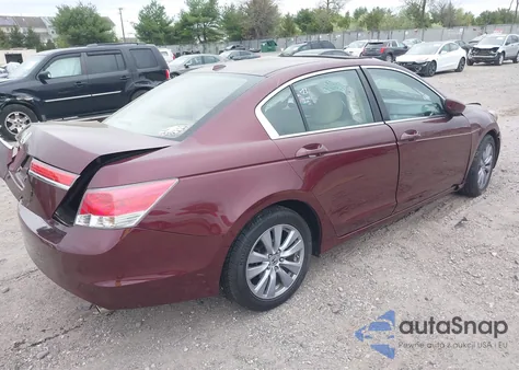 2011 Honda Accord 2.4 Ex-L z USA, uszkodzony, nr VIN 1HGCP2F8XBA009322